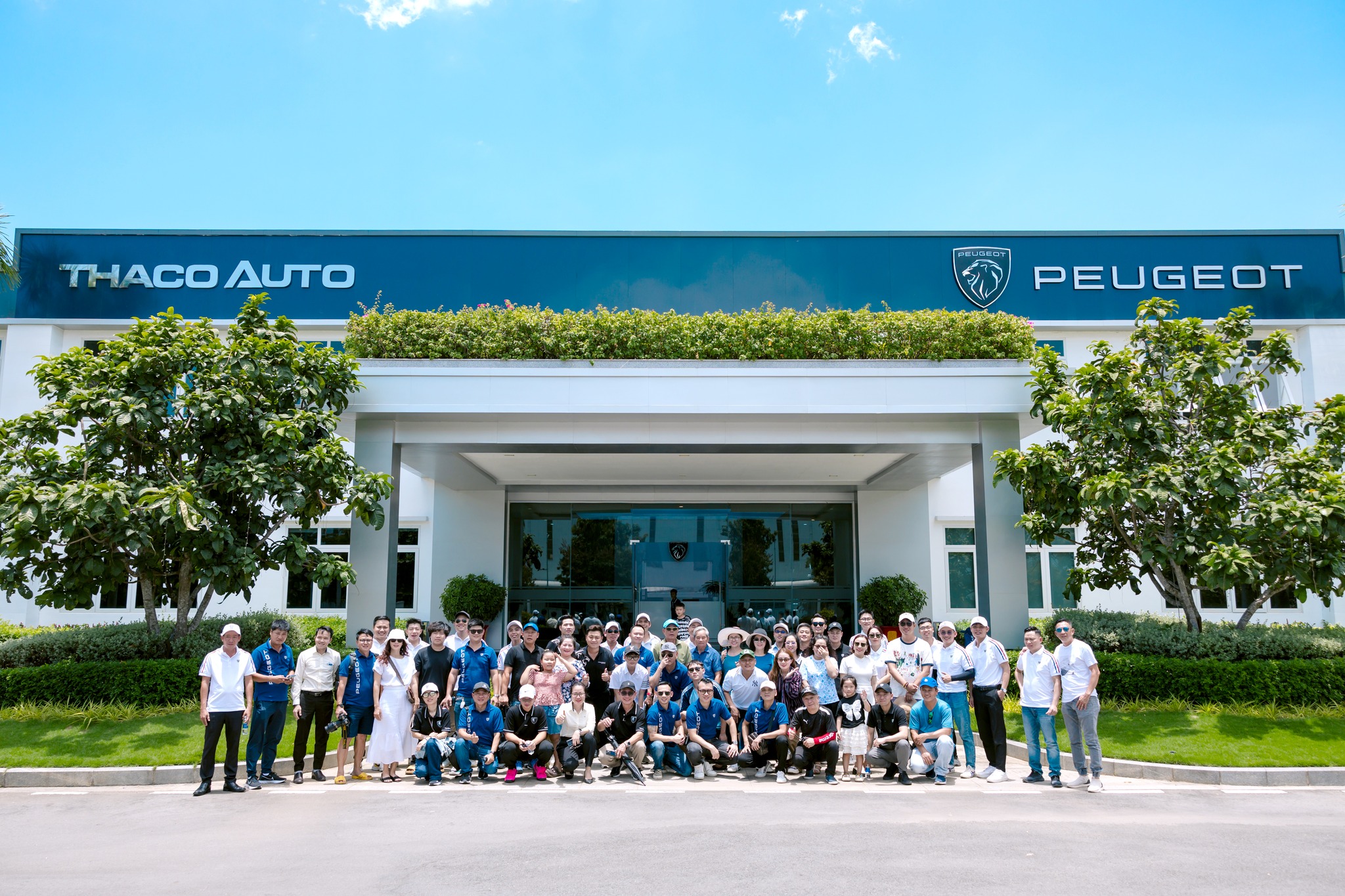 THACO AUTO đồng hành cùng hành trình hội ngộ 2 miền của PEUGEOT CLUB VIỆT NAM